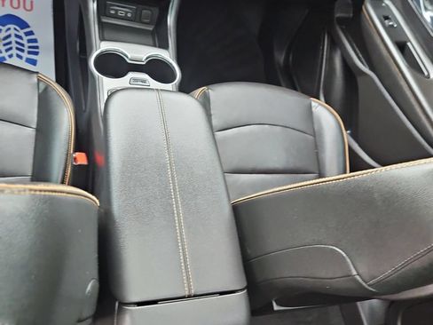 Used 2023 GMC Terrain AT4 w/ Tech Package AWD/4WD image 27