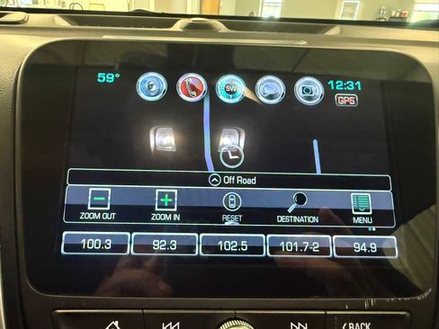 Used 2018 Chevrolet Equinox Premier FWD image 31