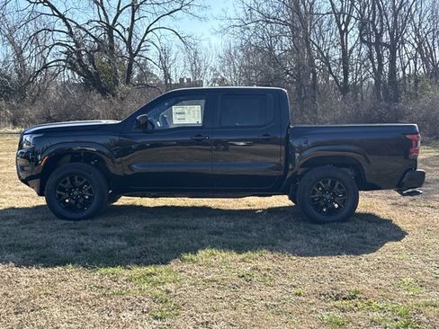 New 2026 Nissan Frontier SV w/ All-Weather Content Package AWD/4WD image 11