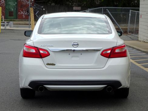 Used 2017 Nissan Altima 2.5 S w/ Power Driver Seat Package image 7