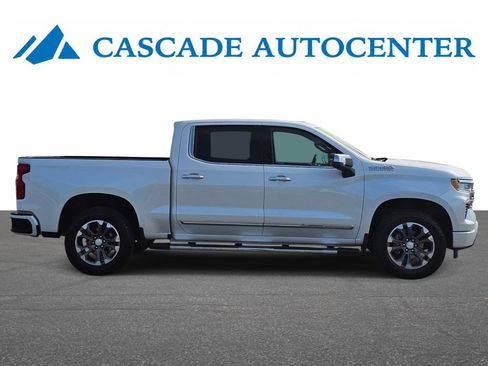 Certified 2024 Chevrolet Silverado 1500 High Country w/ Technology Package AWD/4WD image 11
