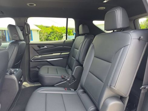 New 2026 Chevrolet Traverse LT w/ Driver Confidence Package FWD image 19
