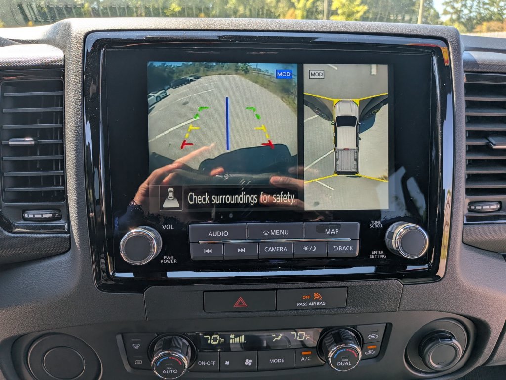 Used 2022 Nissan Frontier Pro-X RWD image 18