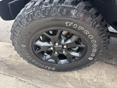 Used 2022 Jeep Wrangler Willys image 10