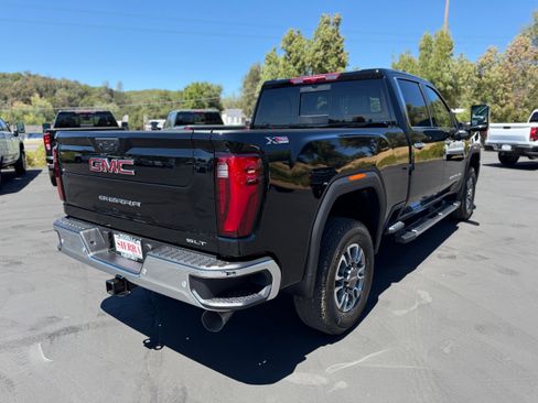 New 2025 GMC Sierra 2500 SLT w/ SLT Premium Package image 4