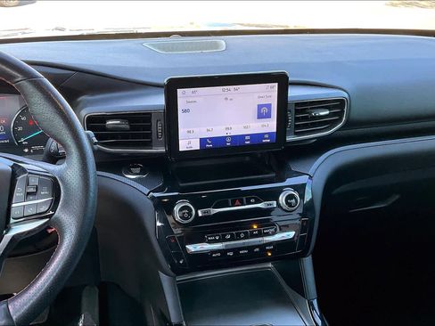 Certified 2023 Ford Explorer ST-Line image 6