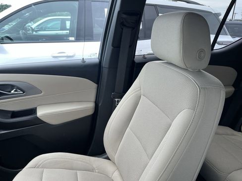 Used 2023 Chevrolet Traverse LS w/ Safety Package AWD/4WD image 24