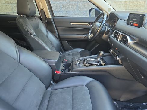 Used 2018 MAZDA CX-5 Touring FWD image 10