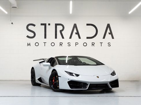 Used 2017 Lamborghini Huracan LP 580-2 image 1