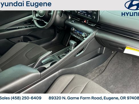 Used 2025 Hyundai Elantra Sport w/ Cargo Package image 20