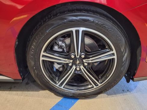 Used 2024 Ford Mustang Premium image 25