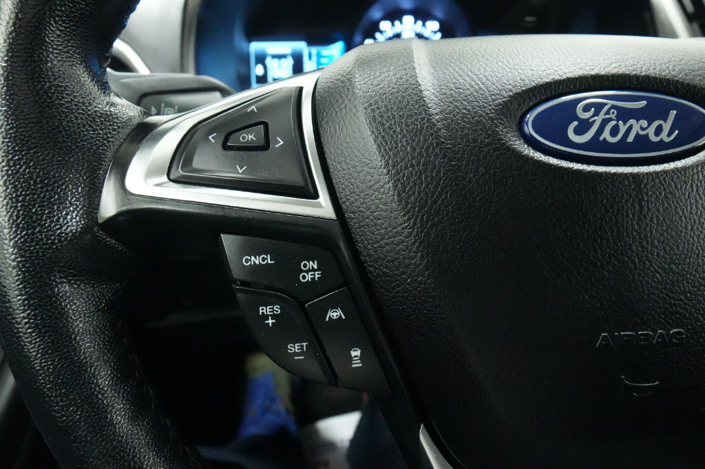 Used 2023 Ford Edge SEL AWD/4WD image 36