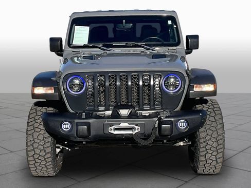 Used 2022 Jeep Gladiator Rubicon w/ Cold Weather Group AWD/4WD image 4