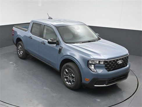 New 2025 Ford Maverick XLT w/ XLT Luxury Package image 9