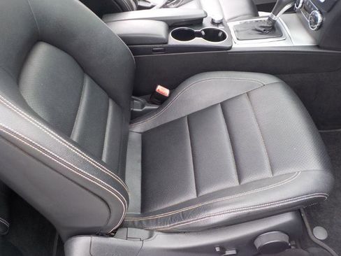 Used 2015 Mercedes-Benz C 250 Coupe image 29