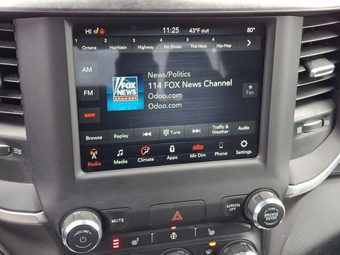 Used 2021 RAM 1500 Big Horn image 17