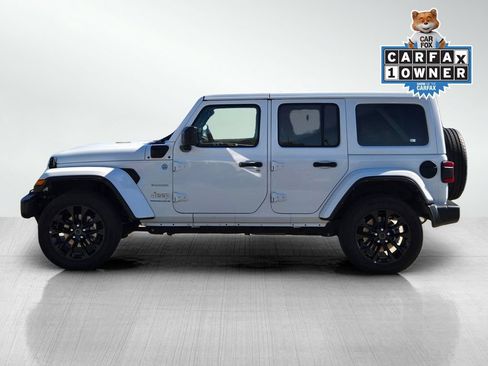 Used 2024 Jeep Wrangler Unlimited Sahara AWD/4WD image 7