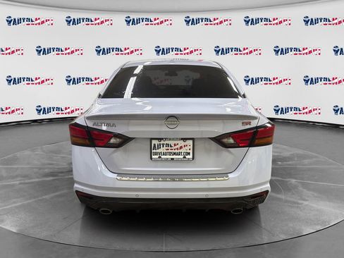 Used 2023 Nissan Altima 2.5 SR image 4