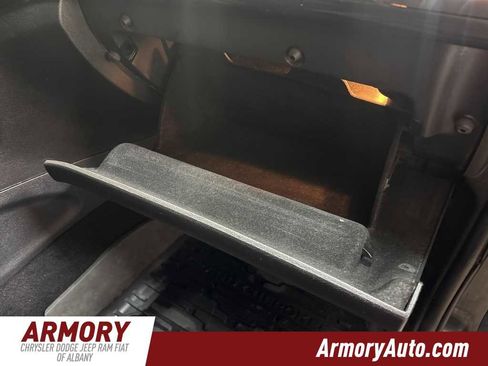 Used 2020 Jeep Grand Cherokee Laredo w/ 18" Wheel & 8.4" Radio Group image 39