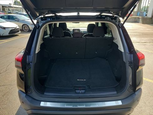 Used 2021 Nissan Rogue S FWD image 9