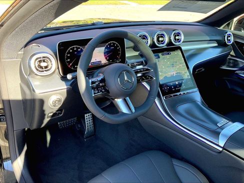 New 2026 Mercedes-Benz CLE 300 4MATIC Coupe image 9