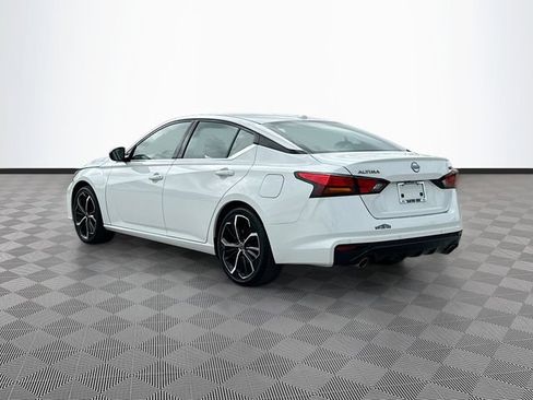 Used 2023 Nissan Altima 2.5 SR FWD image 7