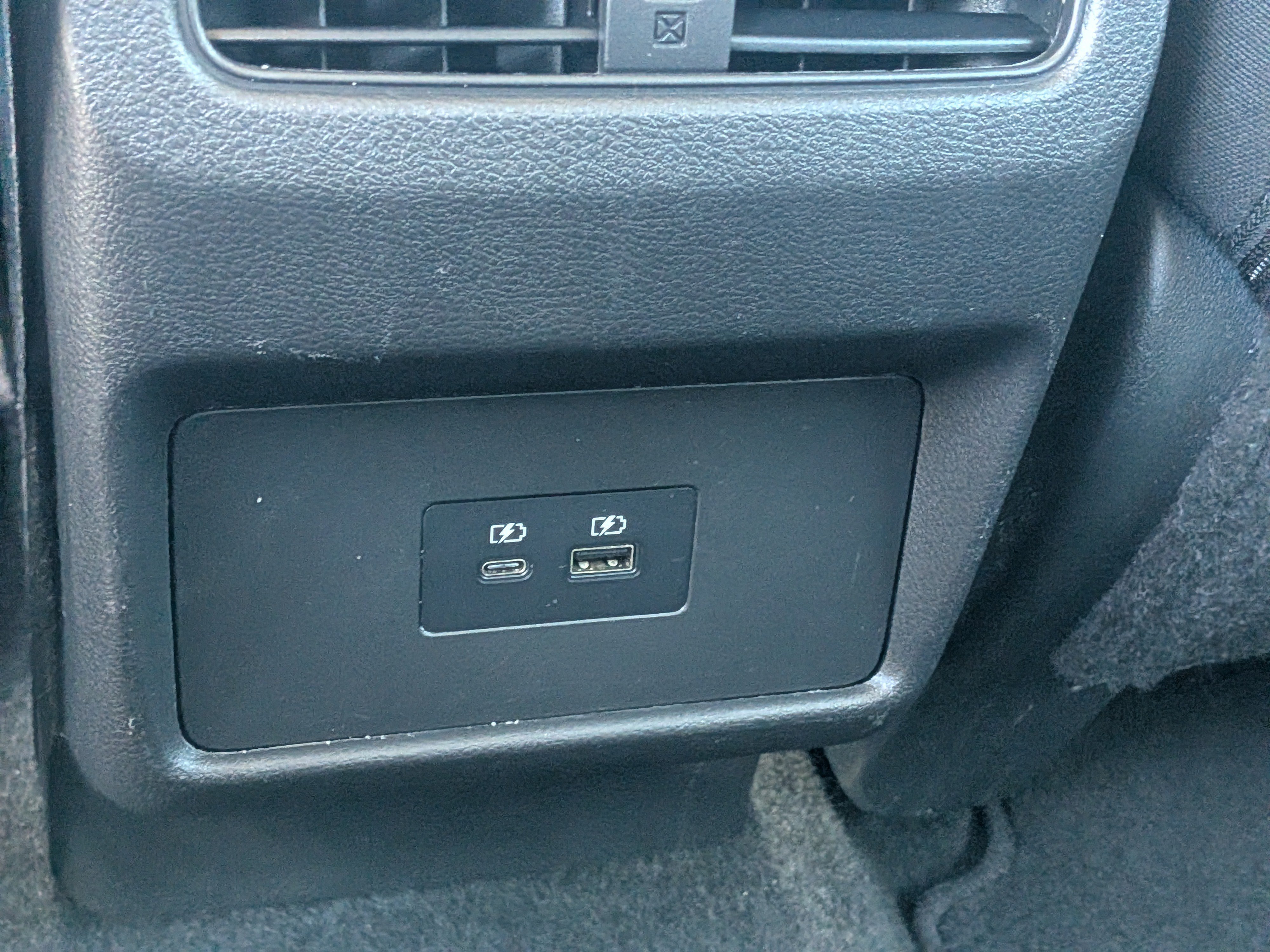 Used 2023 Nissan Rogue SV FWD image 15