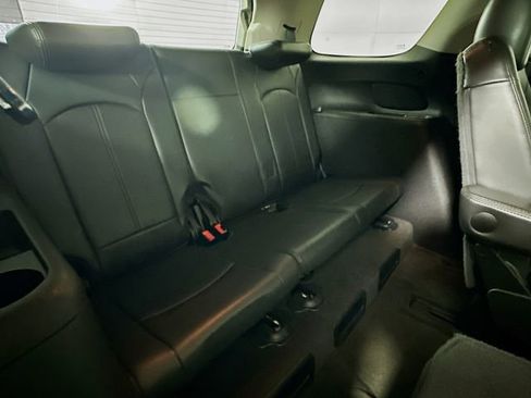 Used 2009 GMC Acadia SLT w/ Technology Package image 29