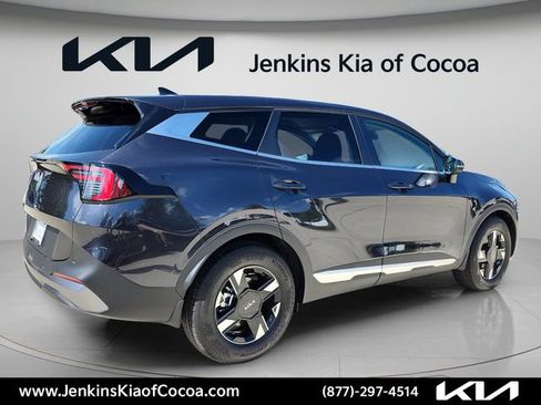 New 2026 Kia Sportage LX w/ LX Convenience Package FWD image 4