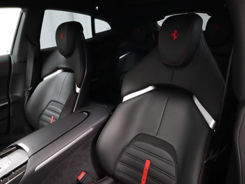 Certified 2025 Ferrari Purosangue image 18