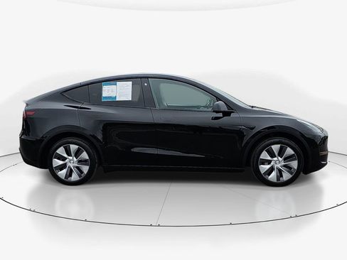 Used 2023 Tesla Model Y Long Range AWD/4WD image 4