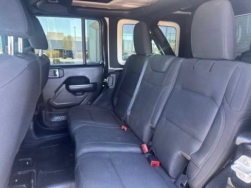 Used 2023 Jeep Wrangler Unlimited Sport AWD/4WD image 10