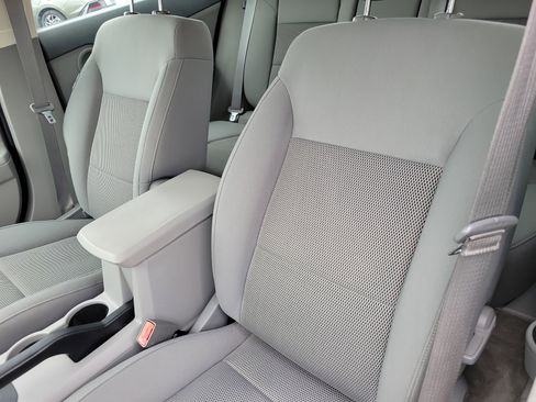 Used 2008 Dodge Avenger SE FWD image 6