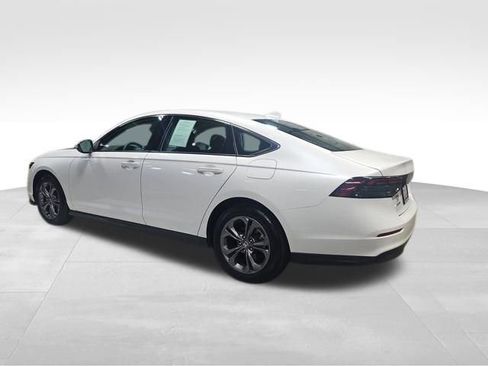 Used 2024 Honda Accord EX image 3