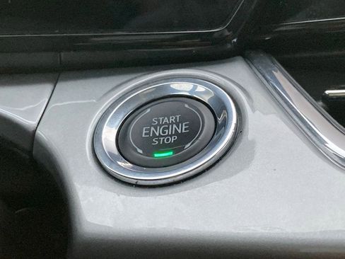 Used 2025 Chevrolet Trax LT image 21