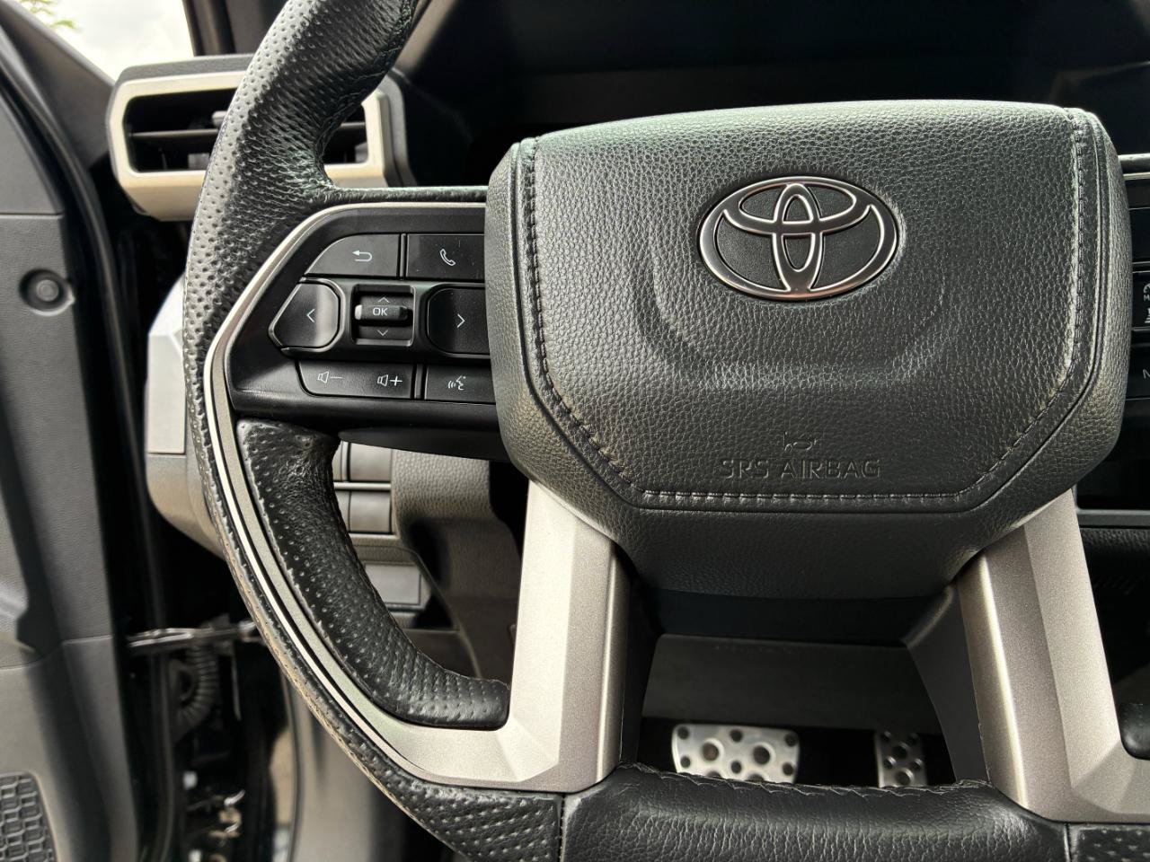 Used 2025 Toyota Tacoma TRD Sport AWD/4WD image 23