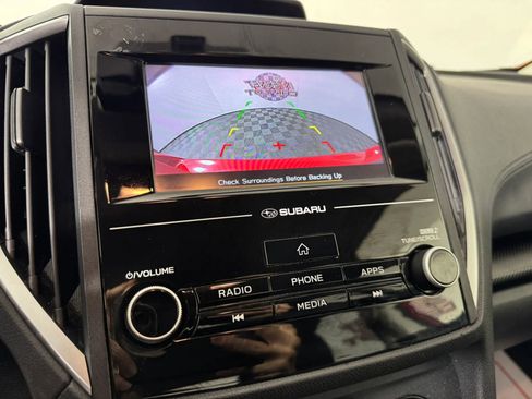 Used 2021 Subaru Crosstrek 2.0i image 18