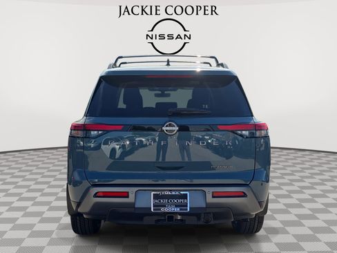 New 2026 Nissan Pathfinder Platinum w/ Cargo Package FWD image 6