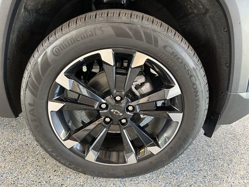 New 2026 Chevrolet Equinox RS FWD image 33