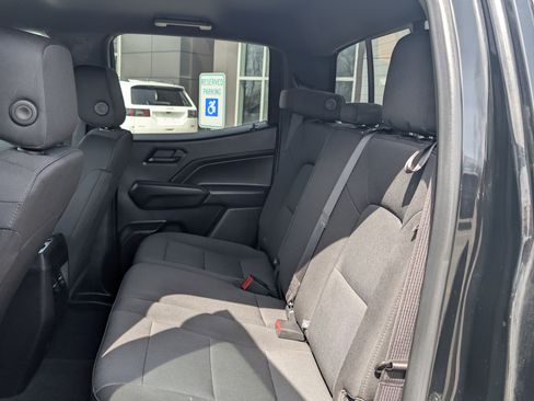 Used 2023 Chevrolet Colorado Trail Boss w/ Technology Package image 10