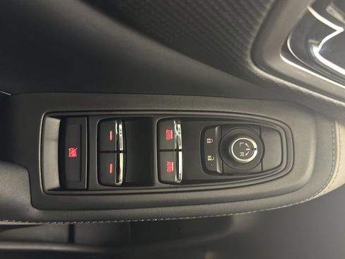 Certified 2023 Subaru Forester Limited AWD/4WD image 11
