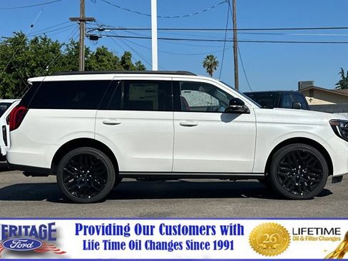 New 2026 Ford Expedition Platinum AWD/4WD image 3