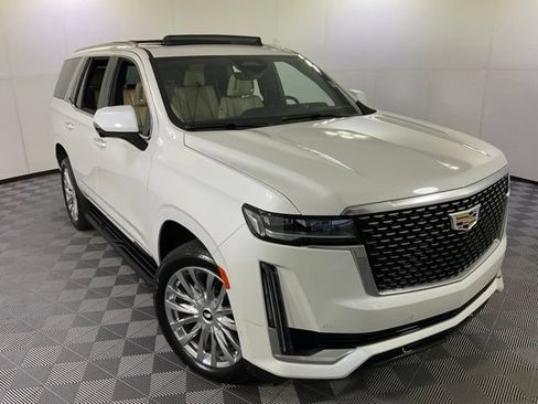 Used 2021 Cadillac Escalade Premium Luxury w/ Performance Package AWD/4WD image 39