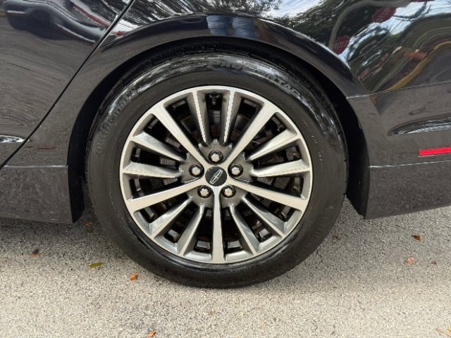 Used 2019 Lincoln MKZ Premiere FWD image 9