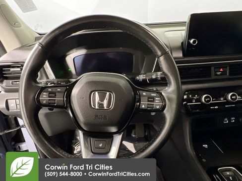 Used 2023 Honda Pilot Elite image 8