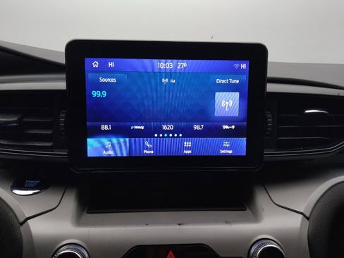 Used 2023 Ford Explorer XLT image 25