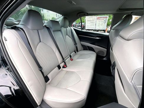 Used 2023 Toyota Camry SE w/ Audio Upgrade Package FWD image 26