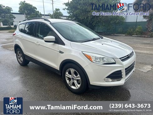 Used 2016 Ford Escape SE w/ Equipment Group 201A FWD image 1