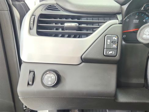 Used 2019 GMC Yukon XL SLT w/ Open Road Package image 23