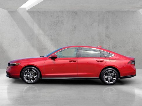 Used 2023 Honda Accord EX image 7